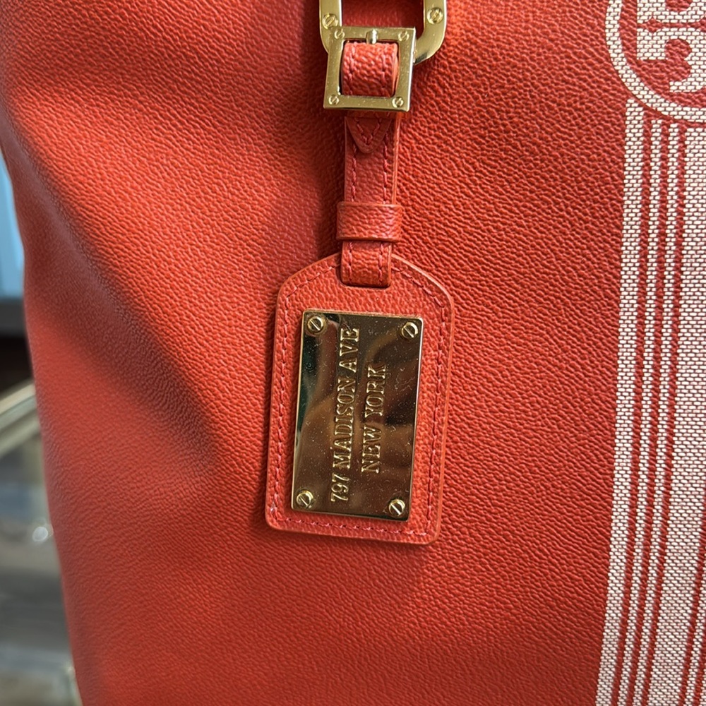 Tory Burch 797 Madison AV. New York Vibrant Orange Tote - Picture 3 of 13
